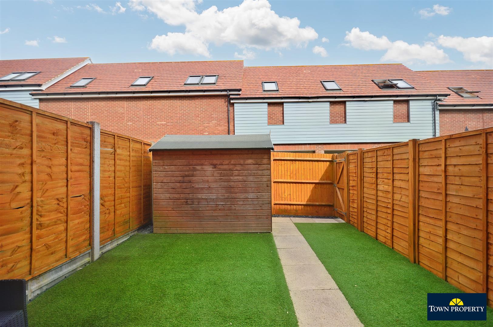 Property Details for Weavers Close Eastbourne East Sussex BN21 2BH